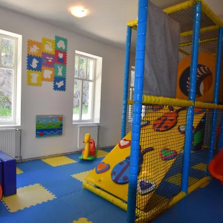 度假居 In Dolni Brusnice Near Lift